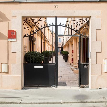 Hotel De L'Horloge Paryż Zewnętrze zdjęcie